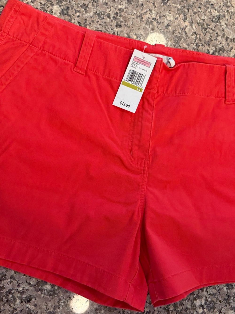 Vineyard Vines - NWT - Women’s Size 14 - 3.5 inch Chino Shorts - Red